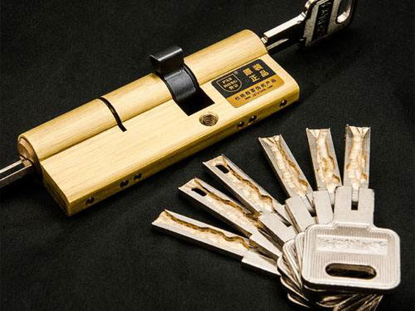 龙湖24小时上门开锁公司